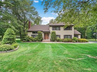 21 Hemlock Rd, Briarcliff Manor, NY 10510