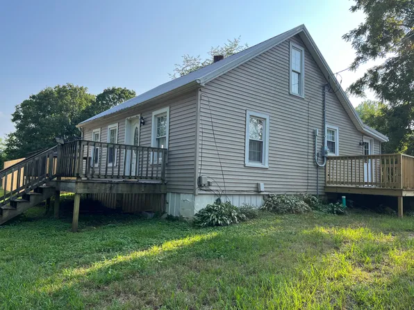 572 Lafayette St, Brandenburg, KY 40108