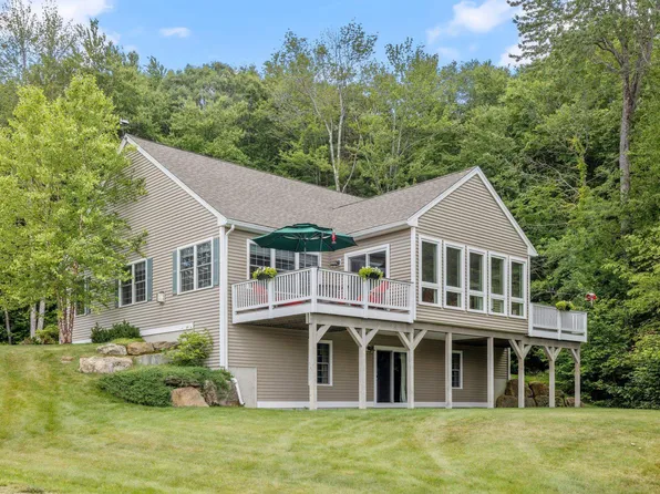 17 Lewis Lane, Bow, NH 03304