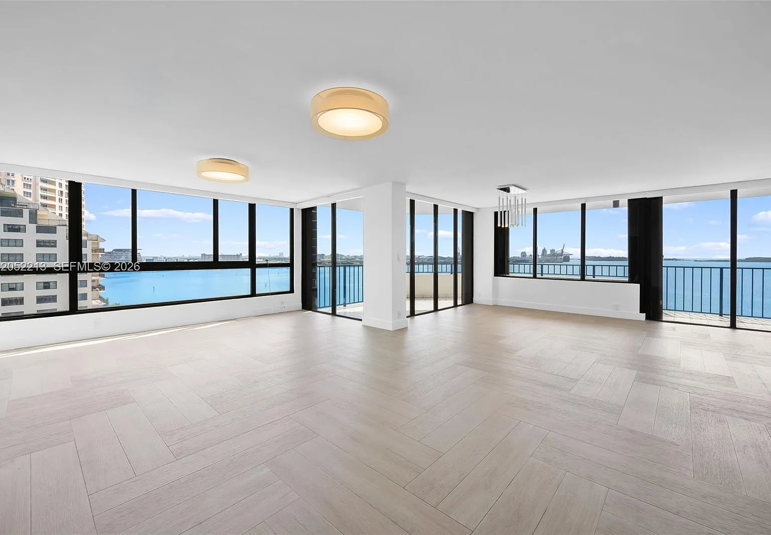 Brickell Key One Condo — Photo 1