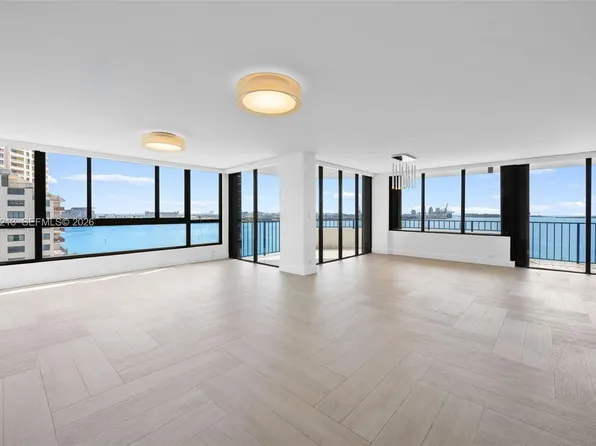 520 Brickell Key Dr, Miami, FL