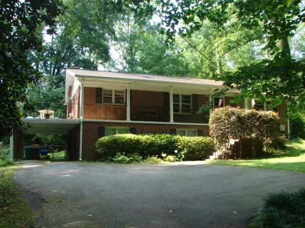 2608 Laurelwood Rd, Dunwoody, GA 30360