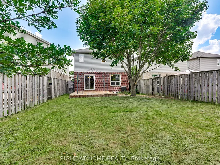 2206 Coronation Dr — Photo 36