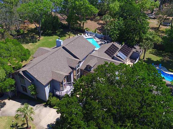 4th image of 940 Paradise Beach Cir