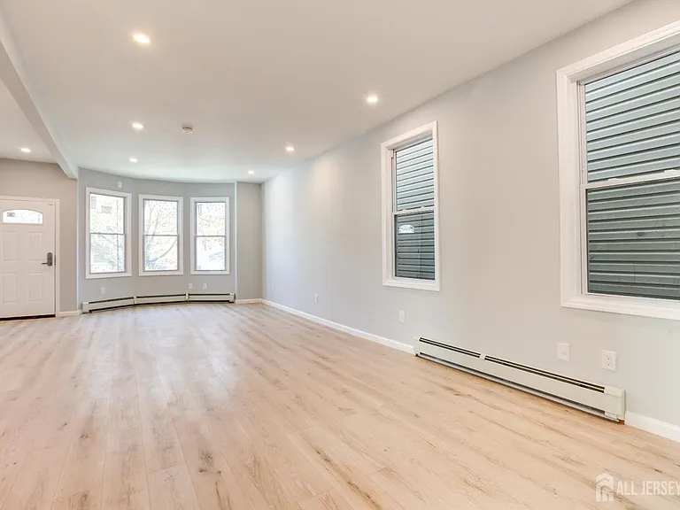 34-36 Millington Ave #1 — Photo 5