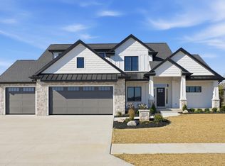 1872 Burnt Lake Dr, Fort Wayne, IN 46814