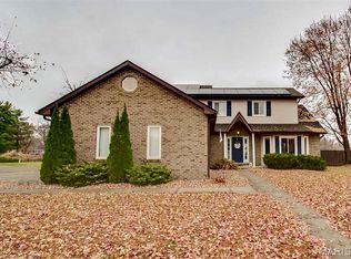 38 Katie Lynn Ct, Glen Carbon, IL 62034