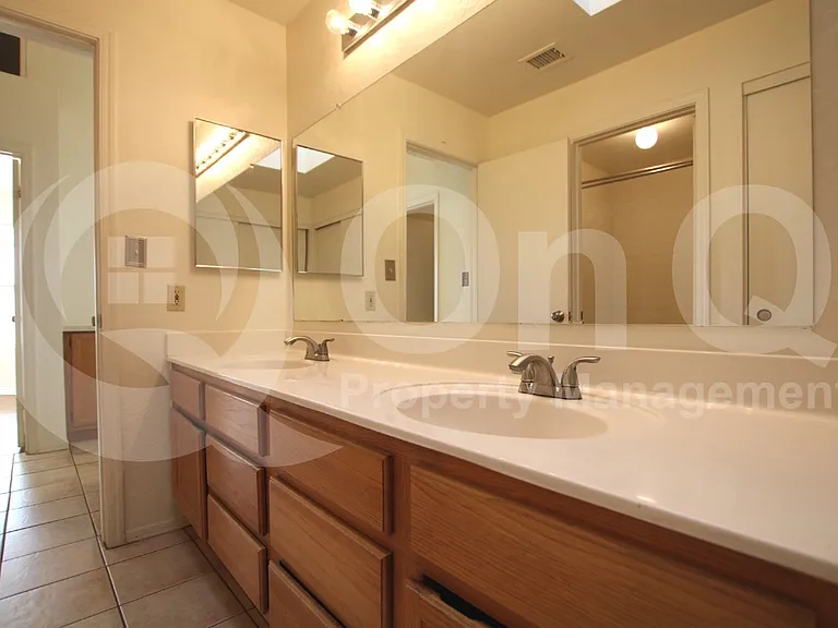 4725 E Brown Rd #8 — Photo 13