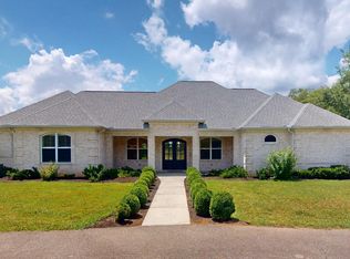 440 Doak Mason Rd, Jackson, TN 38305