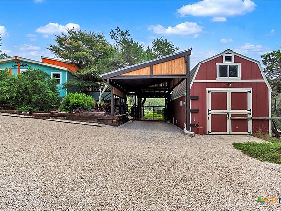 4th image of 515 Circle Dr