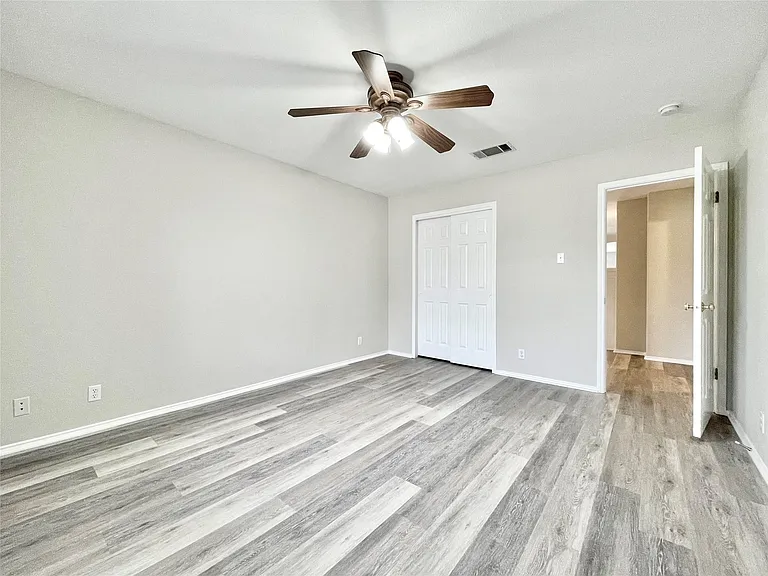1909 Horizon Park Blvd — Photo 36