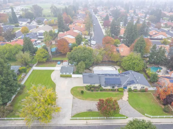 424 Temperance Ave, Clovis, CA 93611