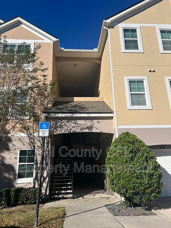 2 bed, 2.0 bath, 1492 sqft, $1,650 — Photo 1