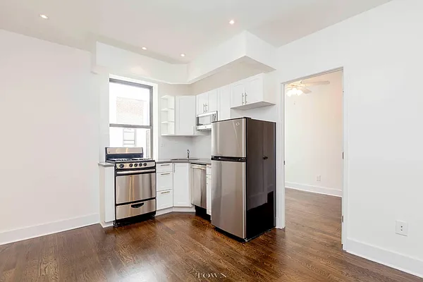 Rented by Town Residential | media 6