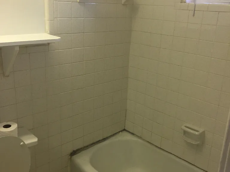 919 Minor St NE — Photo 17