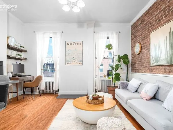 74 W 131st St APT 2, New York, NY 10037