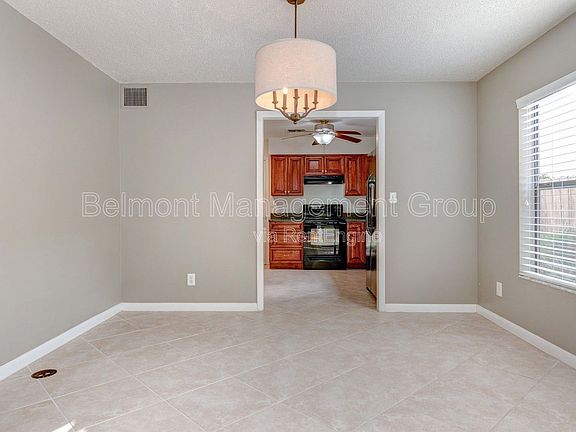 5th image of 1049 Aragon Ave
