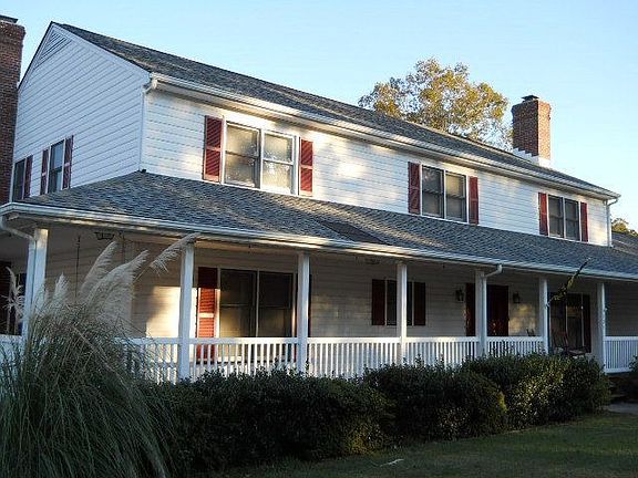 3rd image of 101 Gail Dr