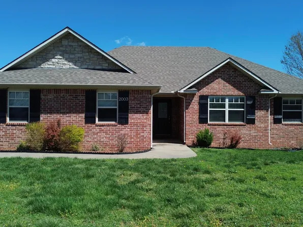 2003 Estates Dr, Grove, OK 74344