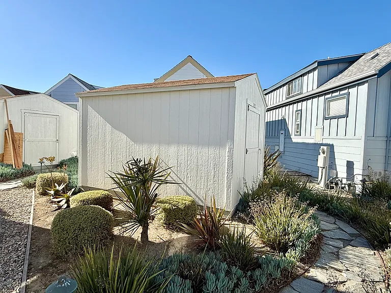 Surf City Beach Cottages — Photo 47