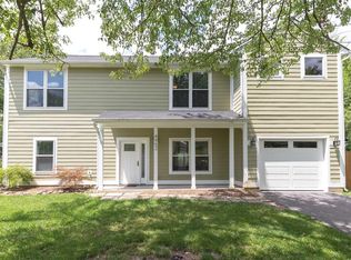 4952 Terrell St, Annandale, VA 22003