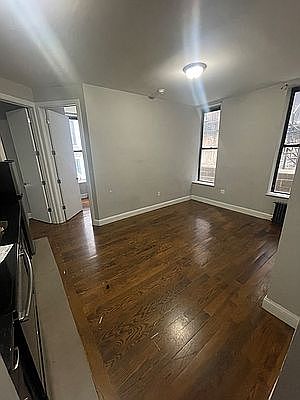 2nd image of 605 W 156th St APT 3