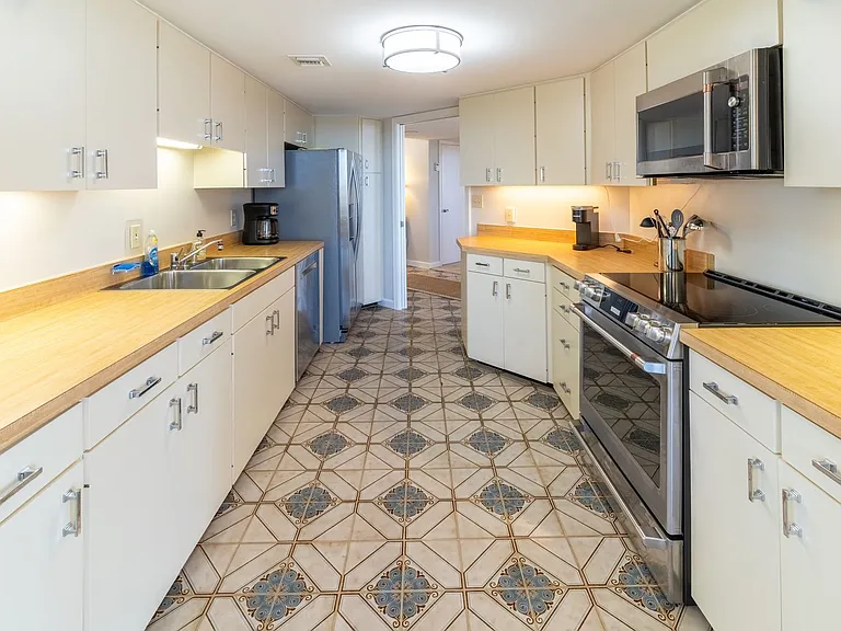 4901 Gulf Shore Blvd N #903 — Photo 20