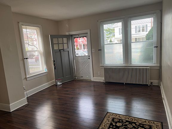 4th image of 15 W Coover St #1