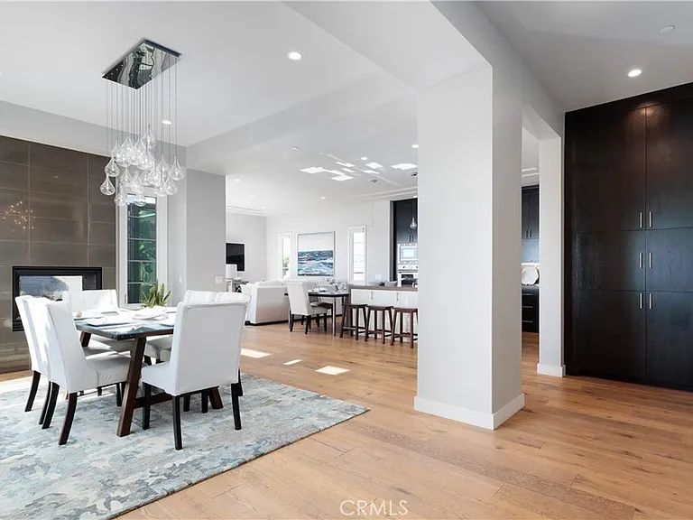 410 Arenoso Ln #301 — Photo 15