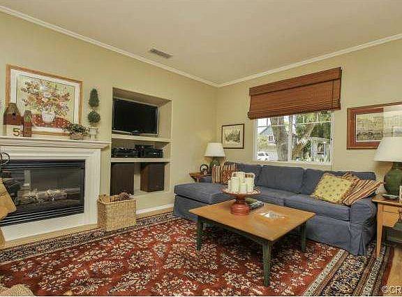 4th image of 70 Nantucket Ln