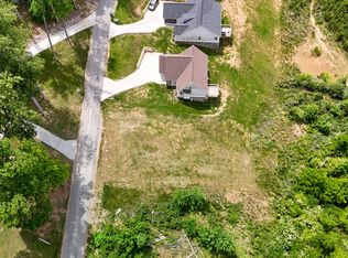 1919 Lakewood Dr, Morristown, TN 37814