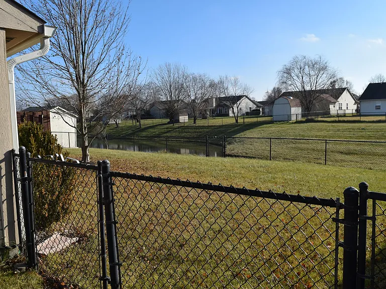 417 E Pine Ridge Dr — Photo 6