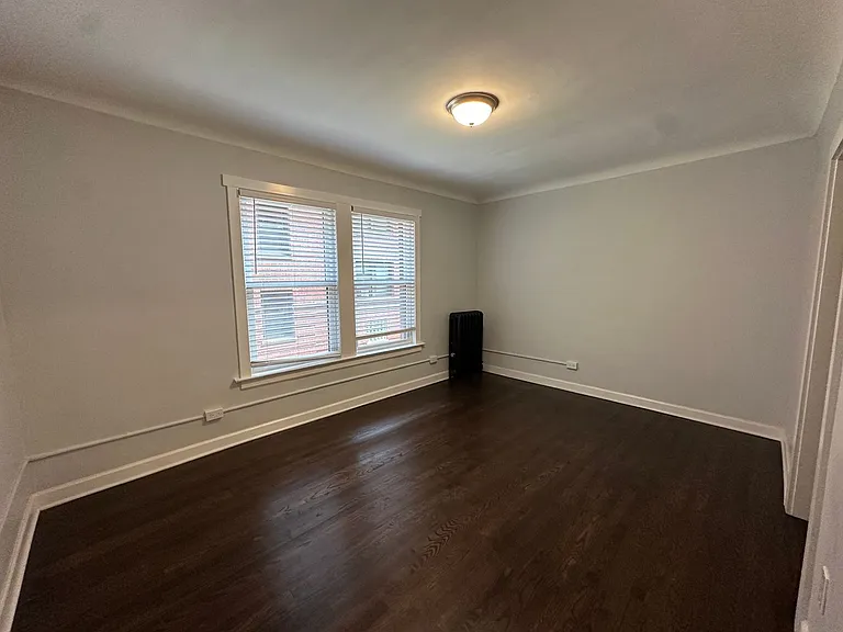 1383 W Greenleaf Ave #2N — Photo 21