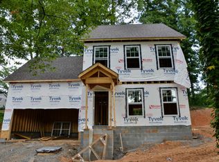 2230 Richwood Dr, Maryville, TN 37803