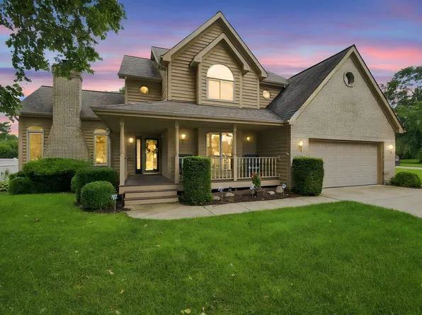 3806 Autumn Ln, Valparaiso, IN 46385