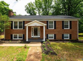 522 Nottingham Rd, Charlottesville, VA 22901