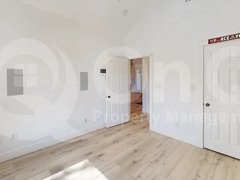 821 Vickie Dr — Photo 12