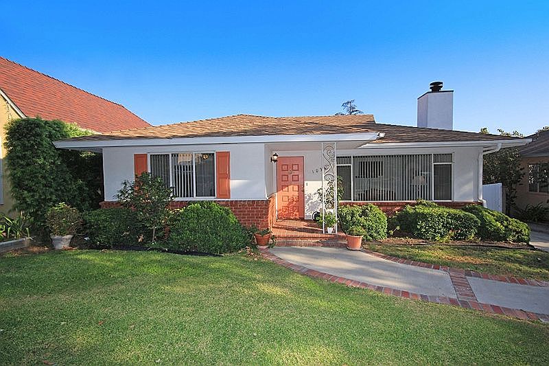 1036 E San Jose Ave, Burbank, CA 91501 | Zillow