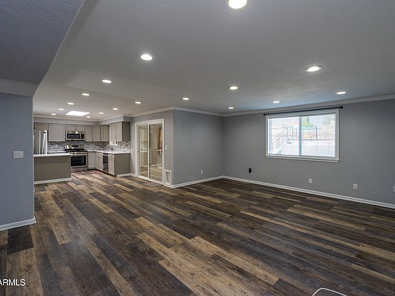 4th image of 4919 Vespucci Drive