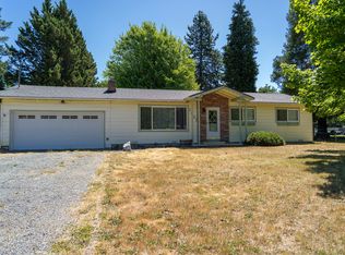 1921 Regina Way, Grants Pass, OR 97527