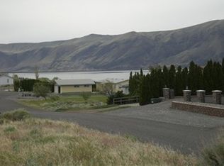 603 Washington Pl SW, Mattawa, WA 99349