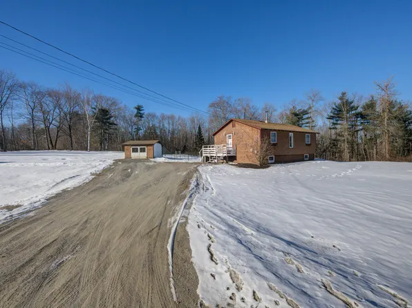 45 Mayflower Heights Drive, Oakland, ME 04963