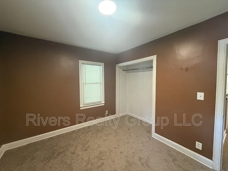 16555 W Parkway St — Photo 7
