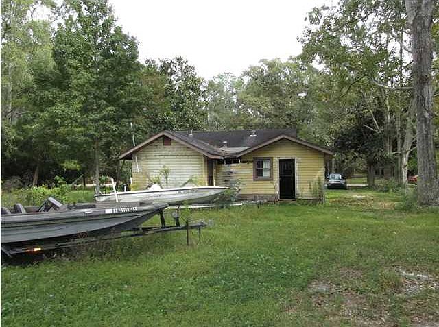 2nd image of 1960 River Rd