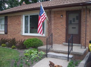 24300 Manistee Ave, Oak Park, MI 48237