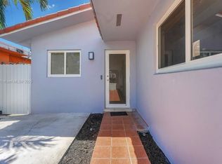 3264 SW 7th St, Miami, FL 33135