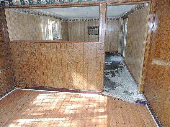 5th image of 3191 Torres Ave