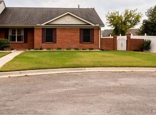 2401 Chaucer Cir SW, Decatur, AL 35601