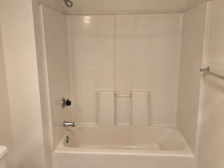 Vista Pointe Apartments in South Salem Oregon Comfortable Living Near Shopping and I5 — Photo 43