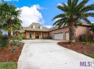 41216 Lakefront Dr, Gonzales, LA 70737